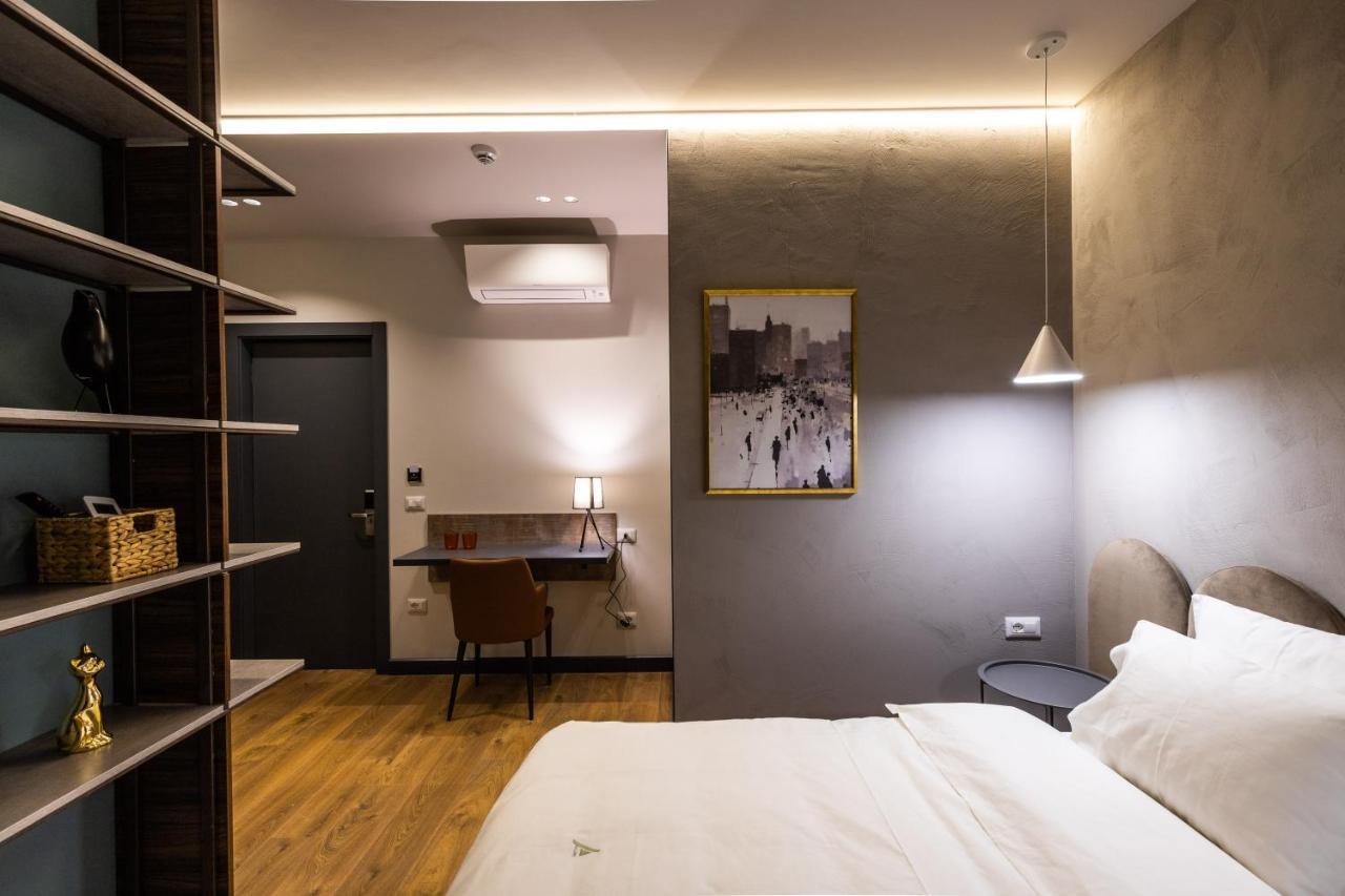 Allure Boutique Hotel Tiranë Luaran gambar