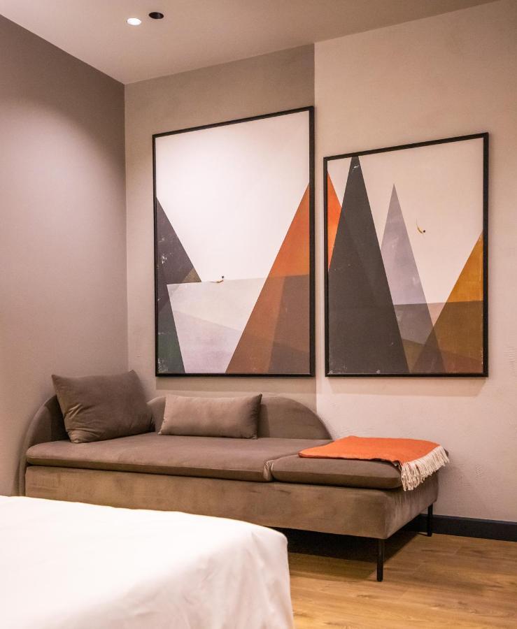 Allure Boutique Hotel Tiranë Luaran gambar