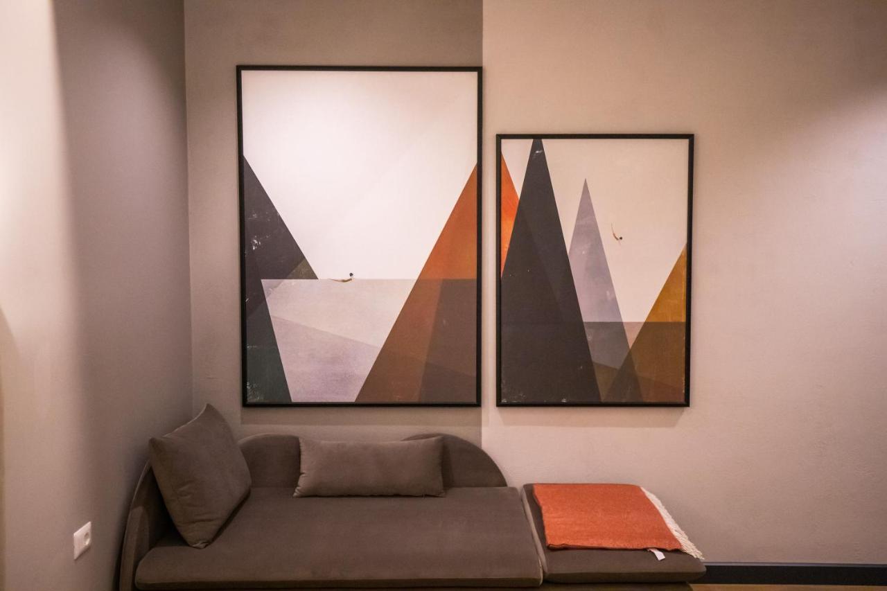 Allure Boutique Hotel Tiranë Luaran gambar