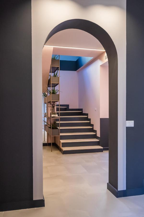 Allure Boutique Hotel Tiranë Luaran gambar