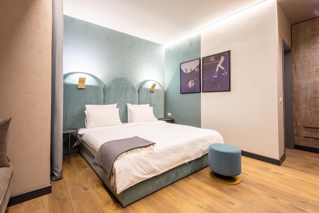 Allure Boutique Hotel Tiranë Luaran gambar