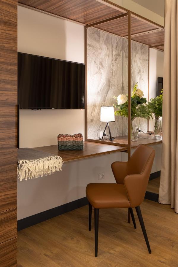 Allure Boutique Hotel Tiranë Luaran gambar